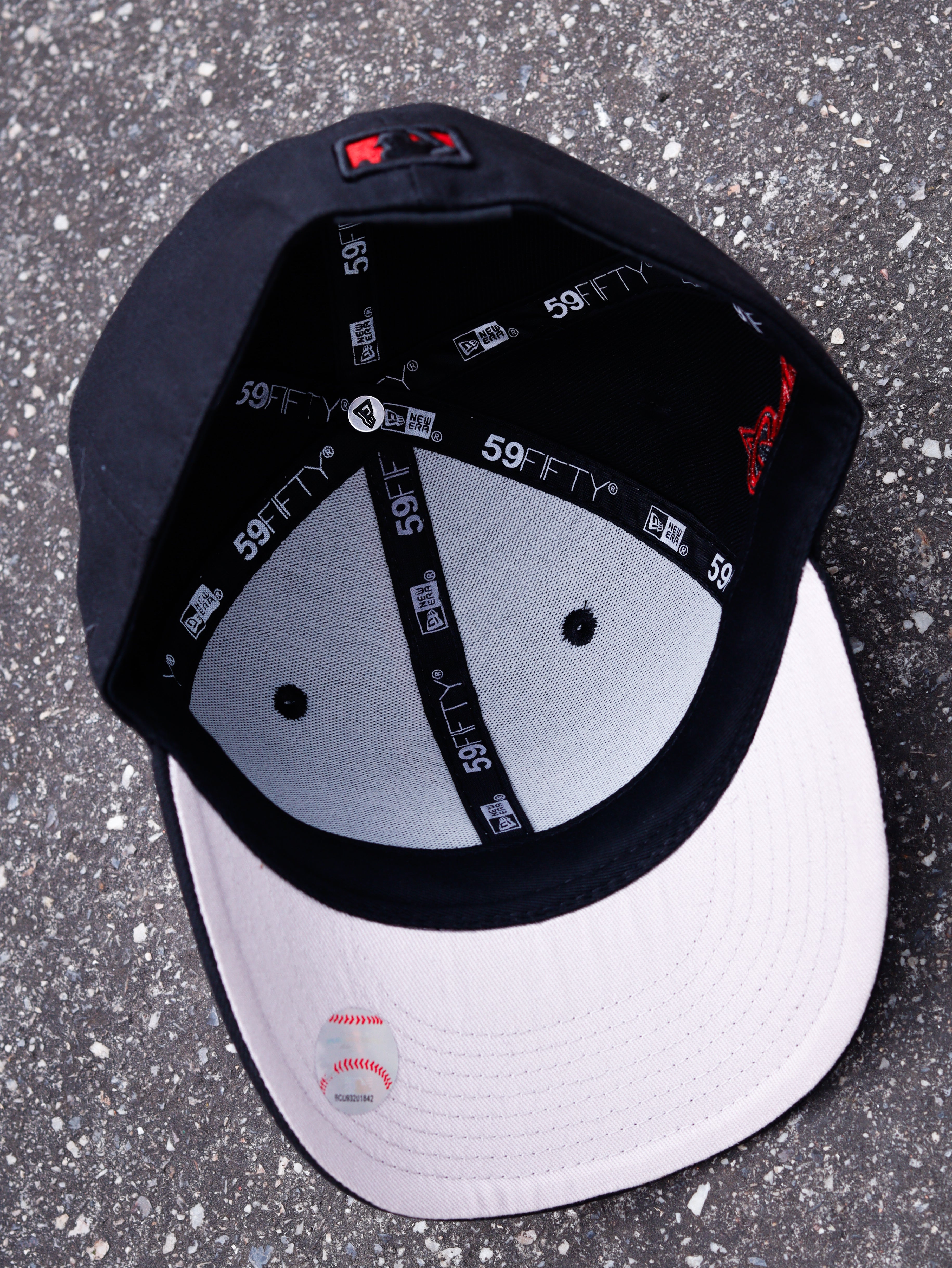 CAP NEW ERA ANGELS INVERSE BLACK