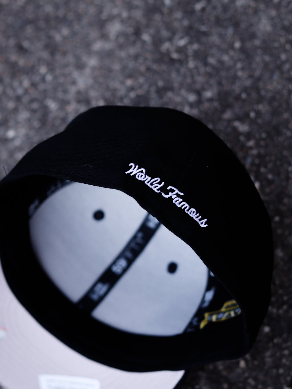 CAP SUPREME CHAMPIONSHIP BOX LOGO NEW ERA BLACK