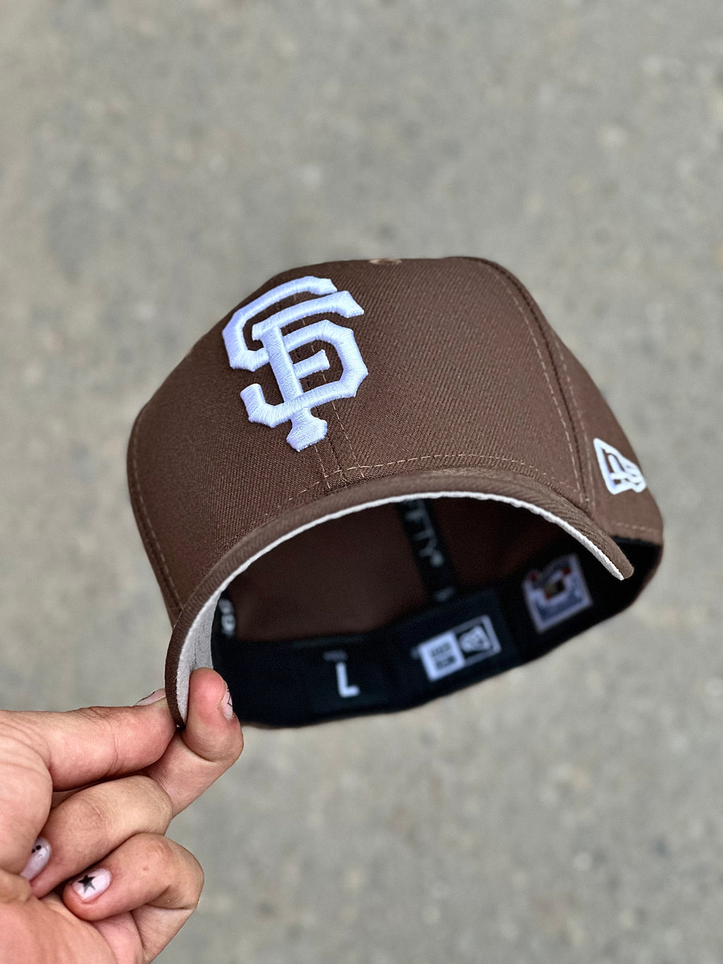 CAP NEW ERA GIANTS BROWN AND WHITE