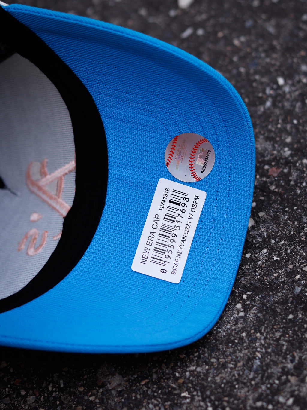 CAP OAKLAND ATHLETICS WHITE AND BLUE