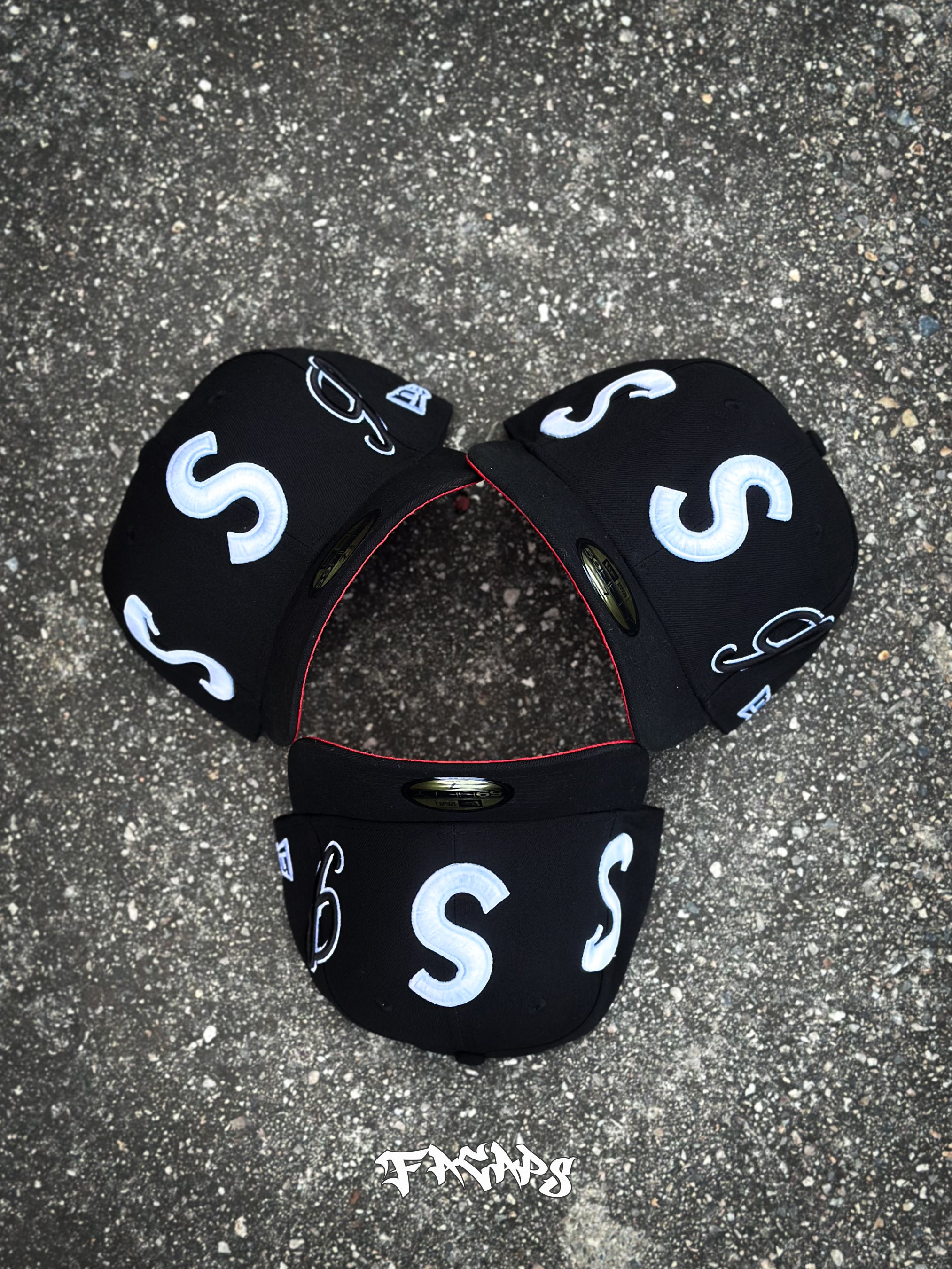 CAP SUPREME MULTI S LOGO BLACK