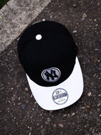 CAP NEW YORK YANKEES BLACK AND WHITE