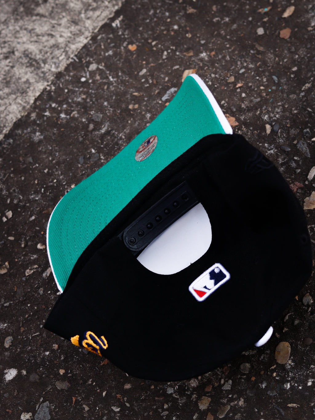 CAP NEW YORK YANKEES BLACK AND WHITE