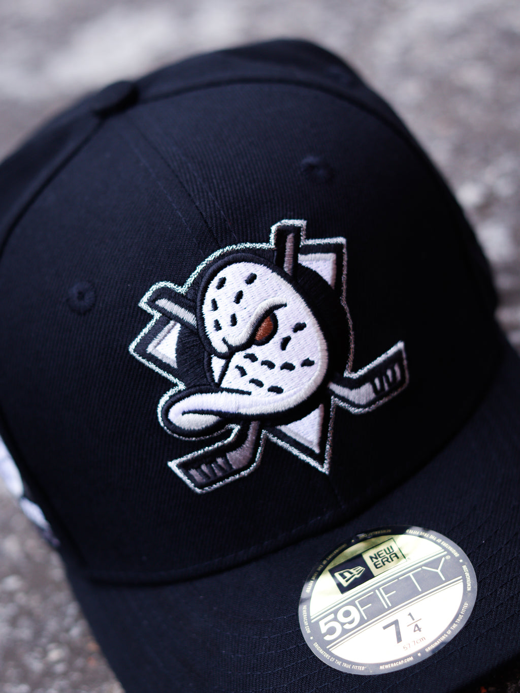 ANAHEIM DUCKS BLACK AND WHITE 59FIFTY