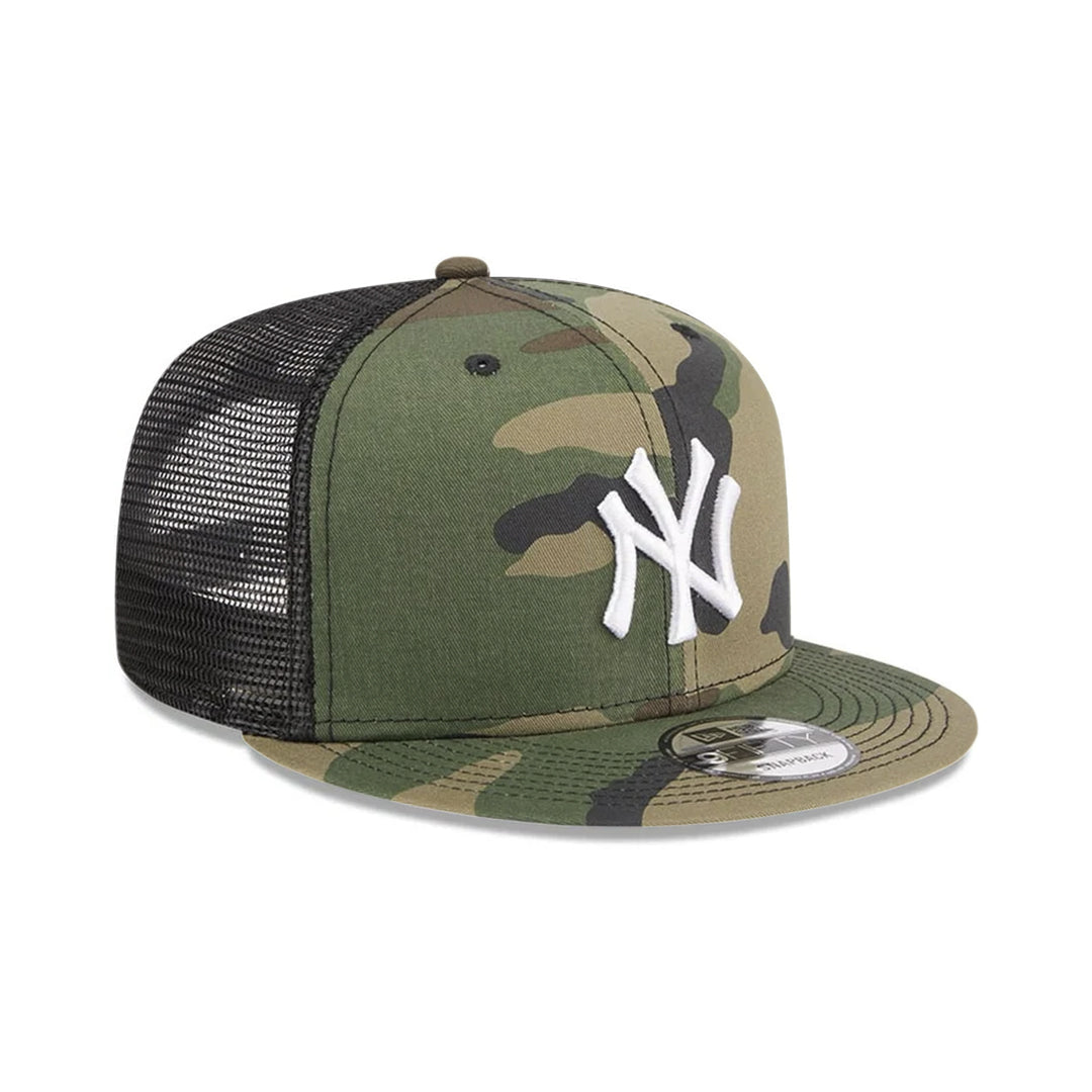 New Era Camo New York Yankees Trucker