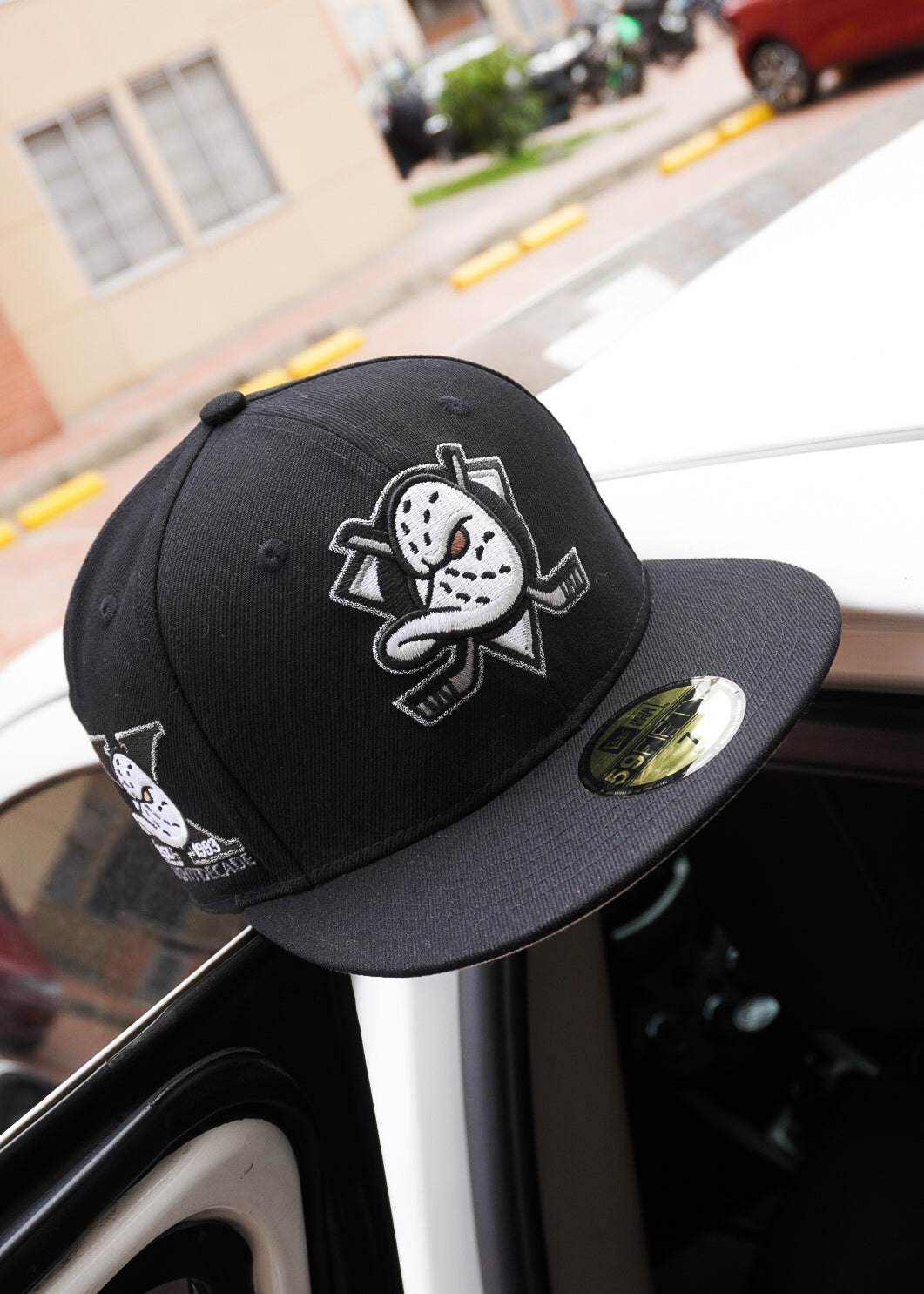 ANAHEIM DUCKS BLACK AND WHITE 59FIFTY