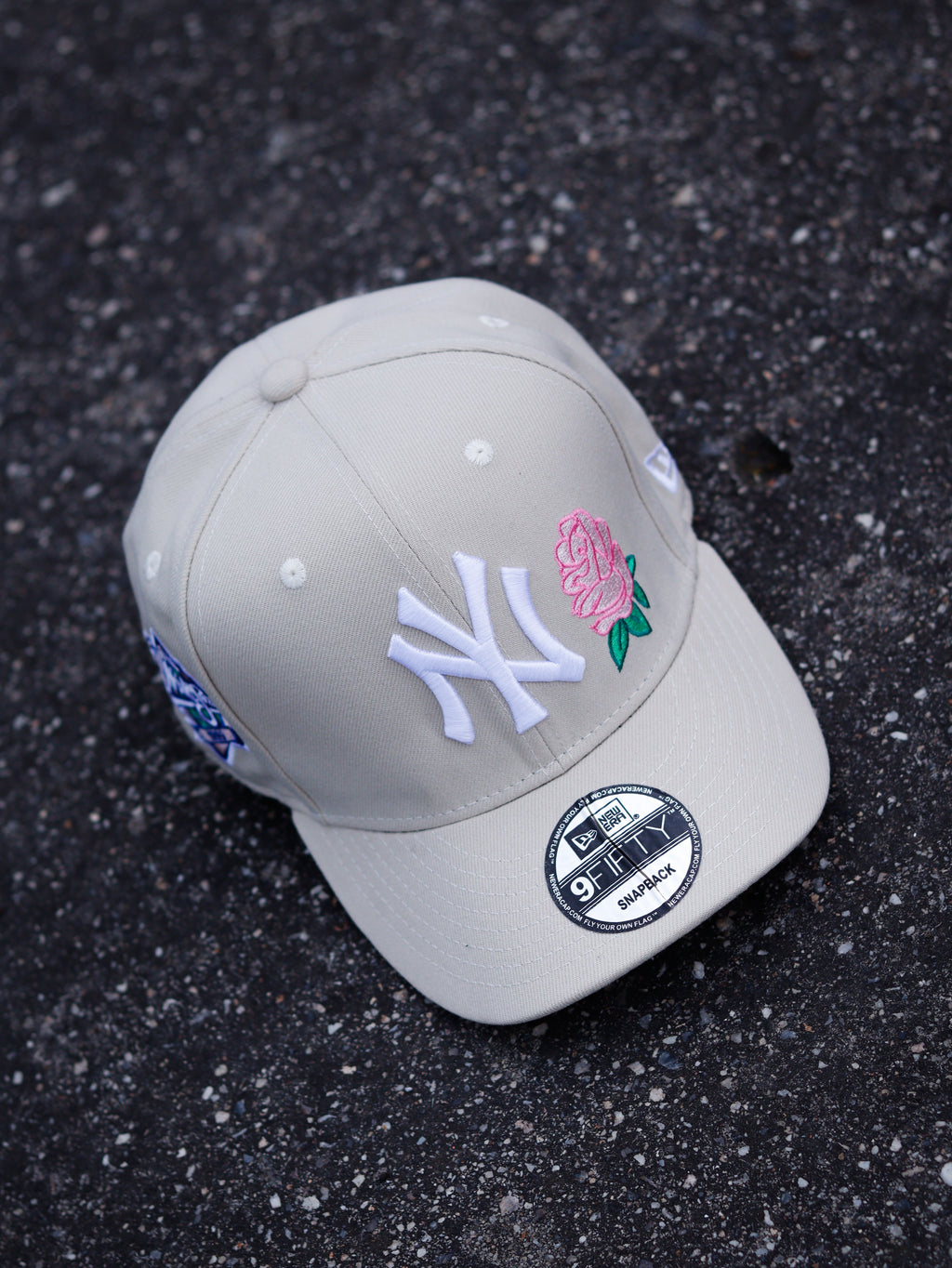 CAP NEW YORK YANKEES BEIGE ROSE