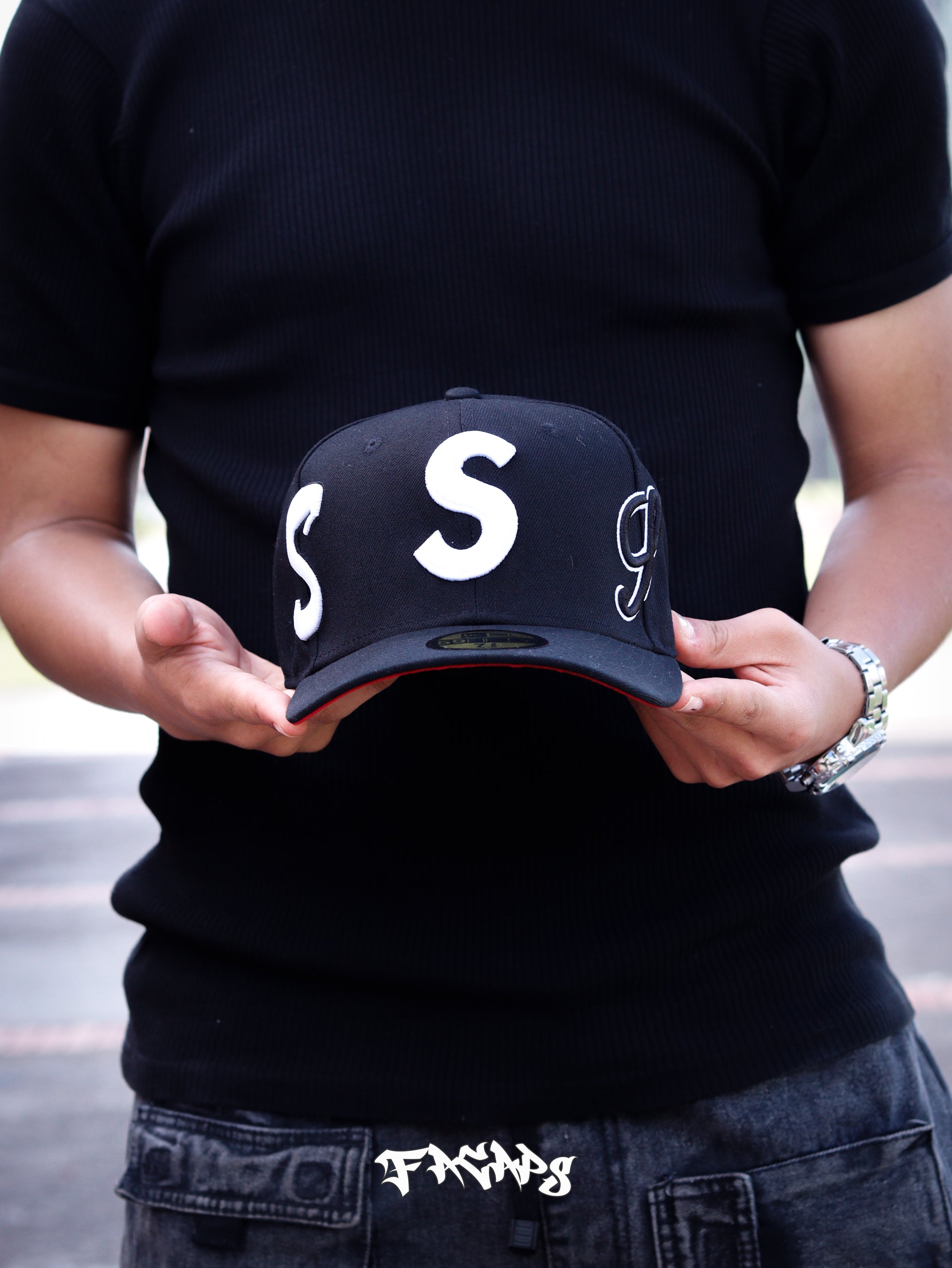 CAP SUPREME MULTI S LOGO BLACK