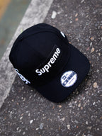 CAP BLACK X SUPREME “WHITE SOX” SNAPBACK
