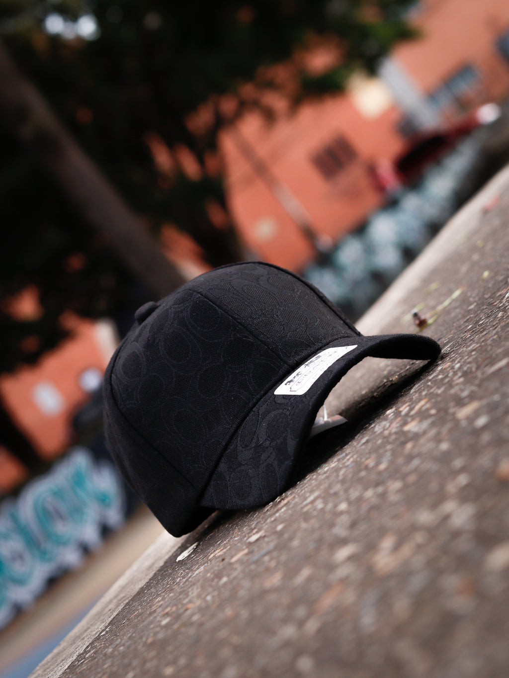 CAP COACH BLACK