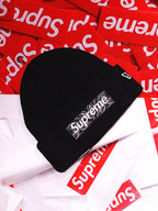 BEANIE SUPREME NEW ERA BOX LOGO BLACK