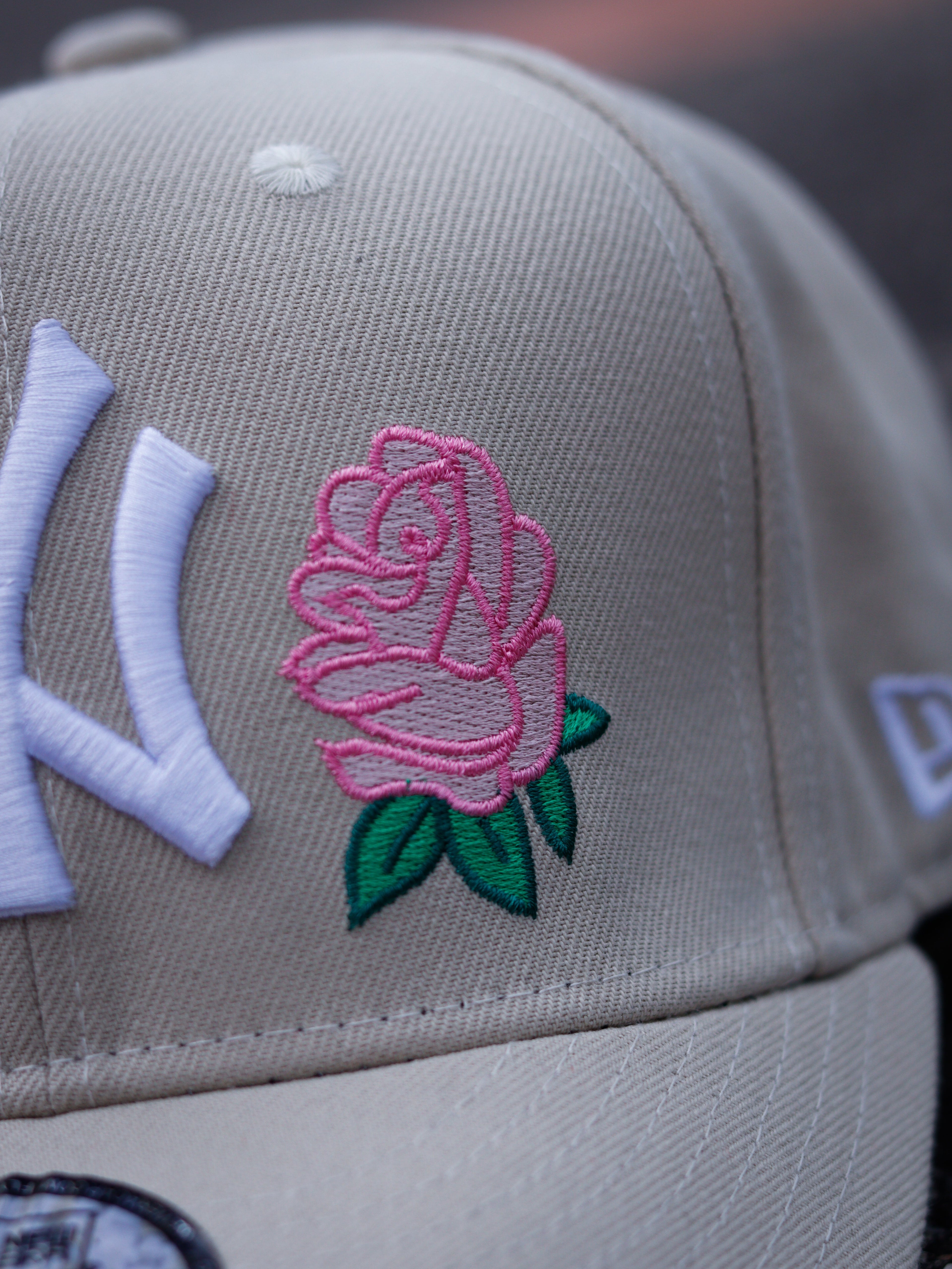 CAP NEW YORK YANKEES BEIGE ROSE