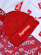 BEANIE SUPREME NEW ERA RED