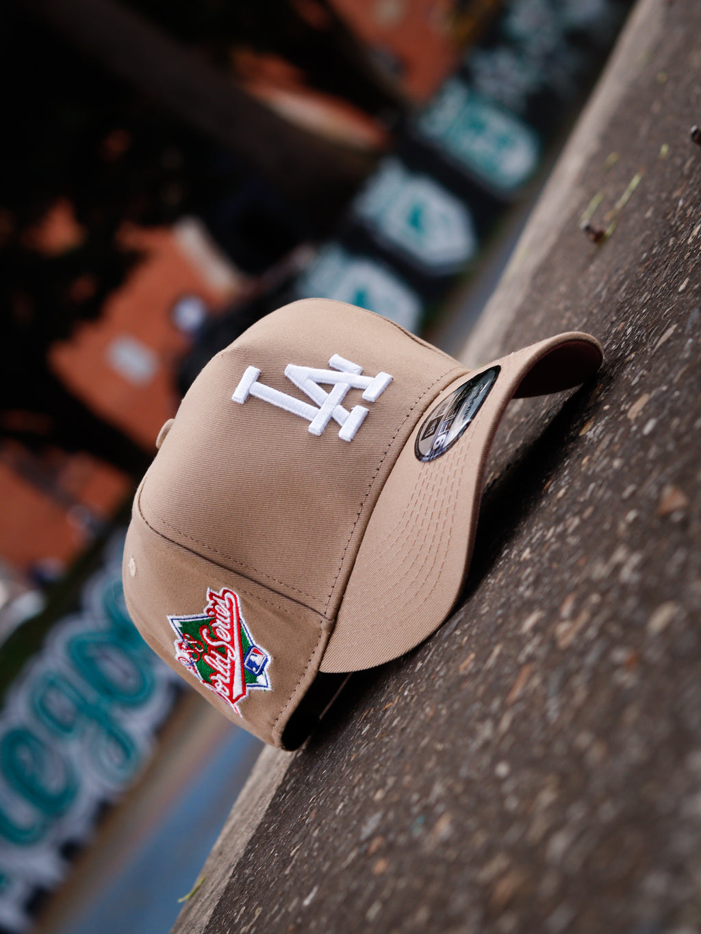 CAP LOS ANGELES DODGERS BEIGE AND WHITE