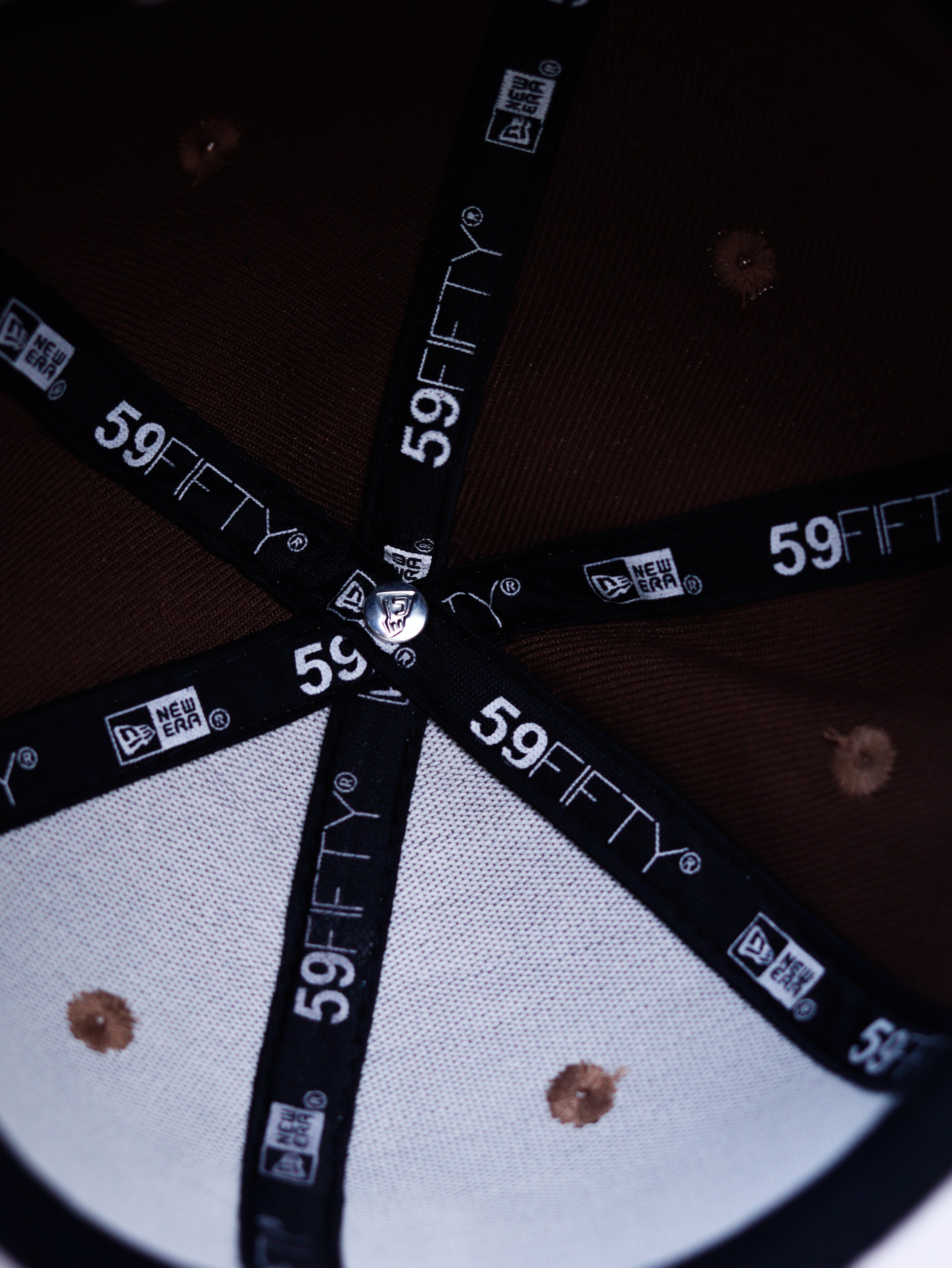 CAP NEW ERA GIANTS BROWN AND WHITE