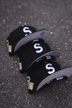 SUPREME JESUS PIECE S LOGO NEW ERA BLACK