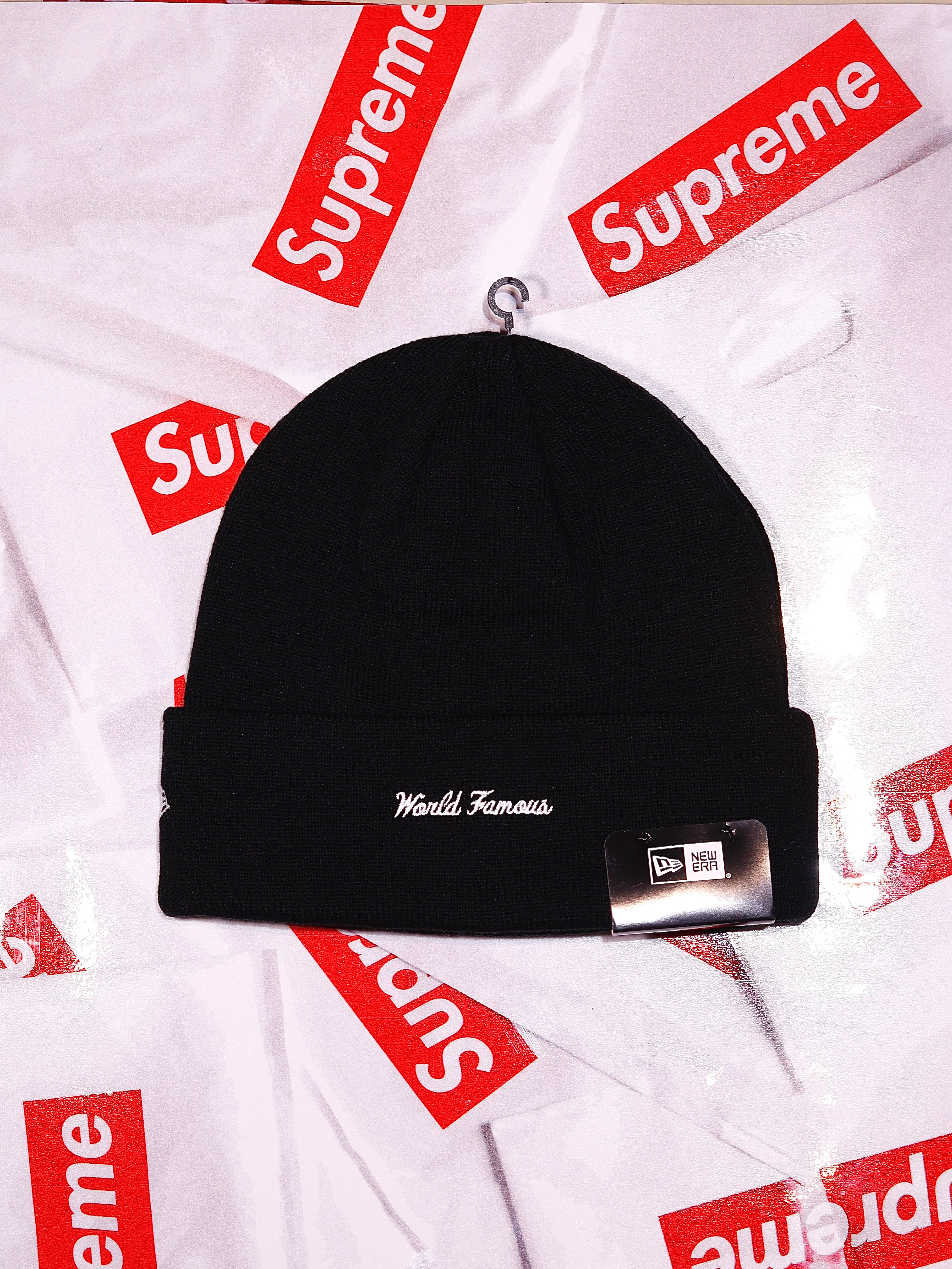 BEANIE SUPREME NEW ERA BOX LOGO BLACK