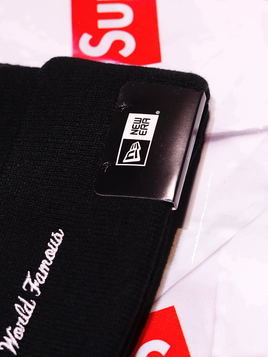 BEANIE SUPREME NEW ERA BOX LOGO BLACK