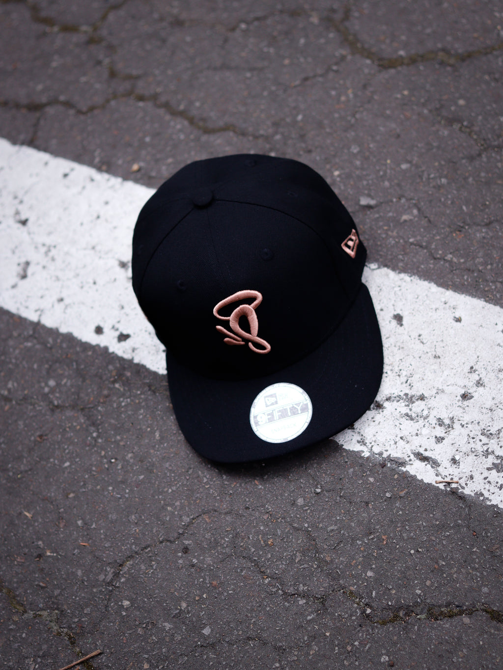 SYNA X NEW ERA 9FIFTY SNAPBACK CAP