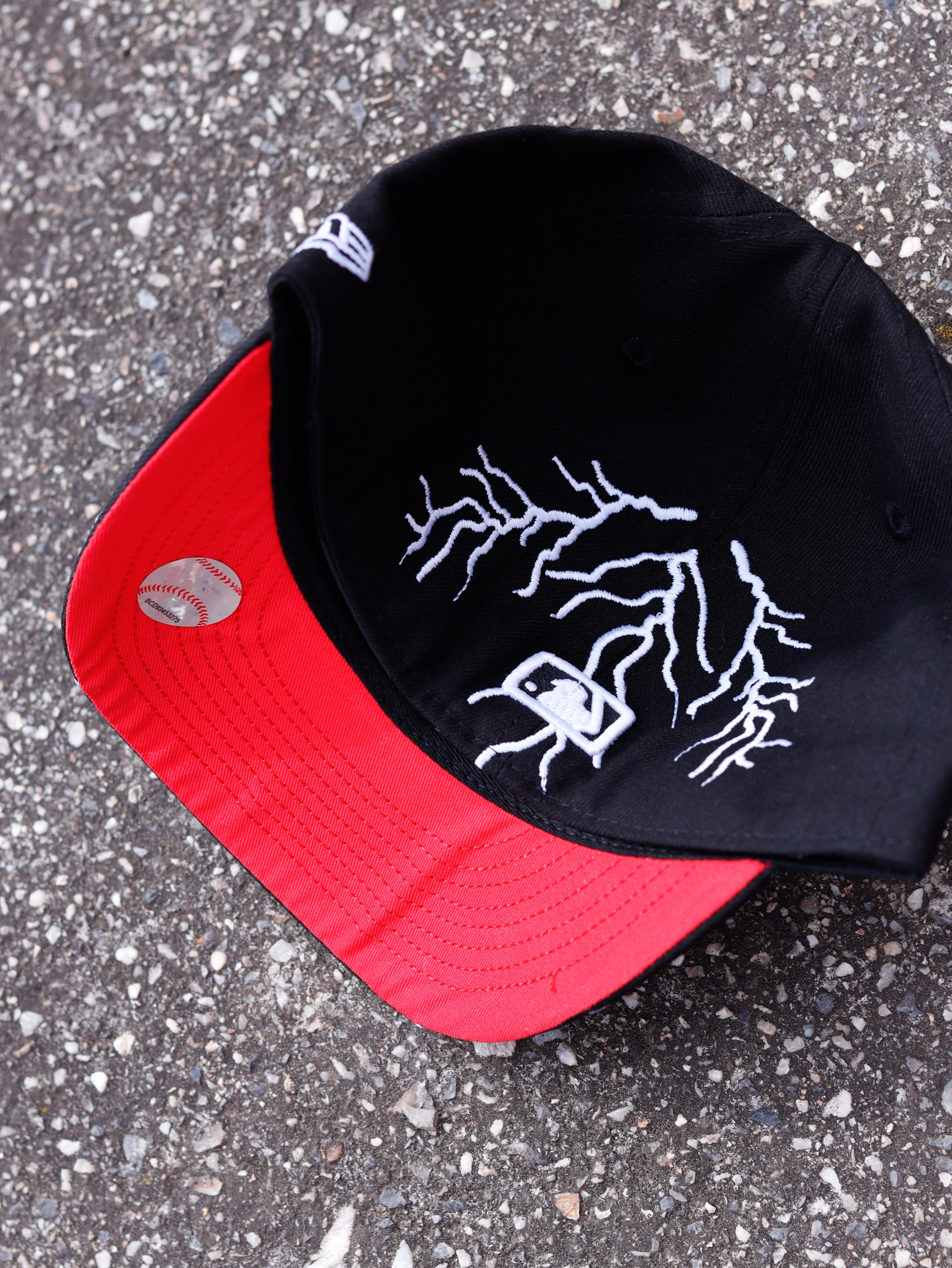 CAP NEW ERA ANGELS BLACK AND WHITE