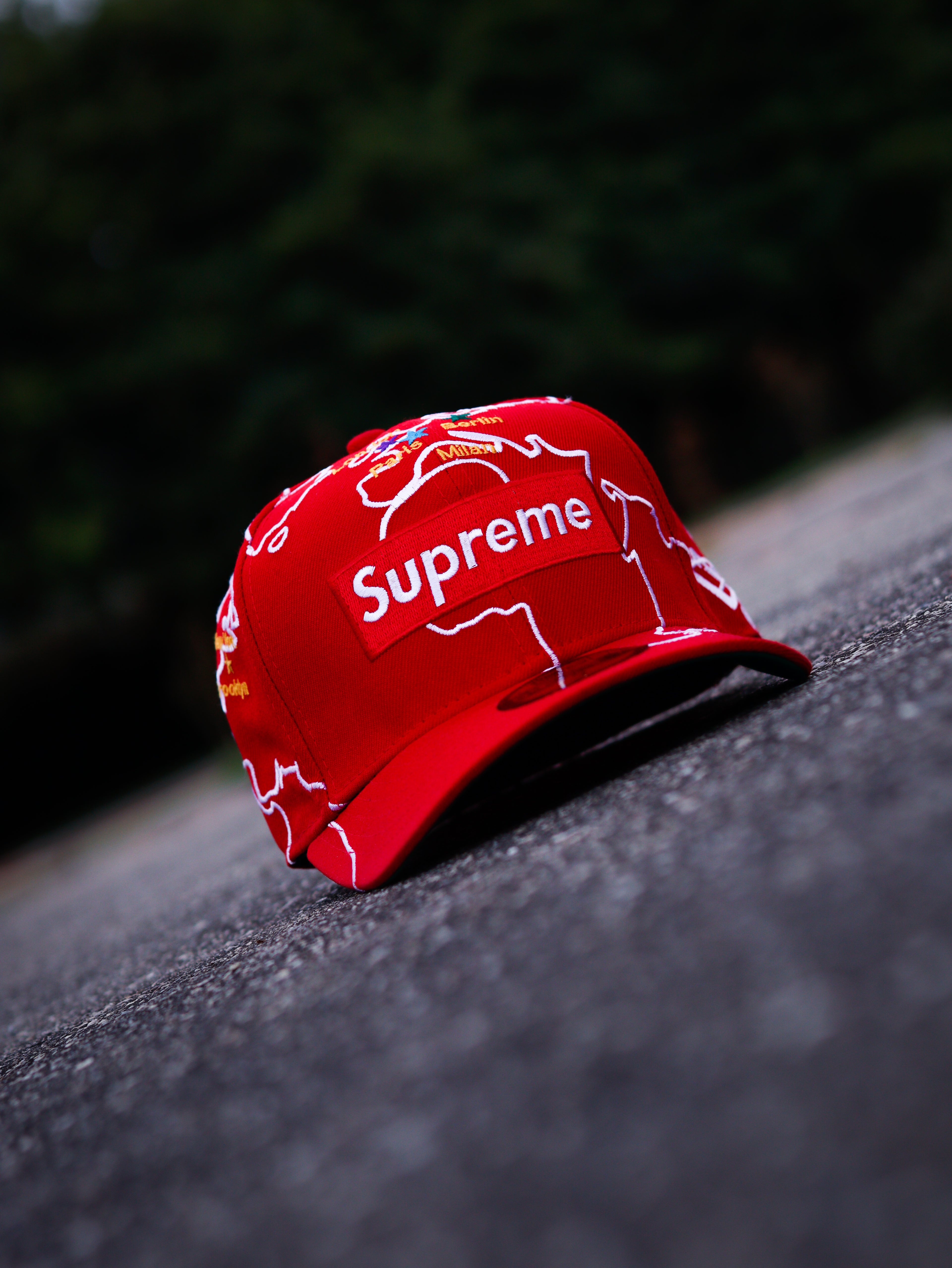 CAP SUPREME WORLDWIDE BOX LOGO NEW ERA RED