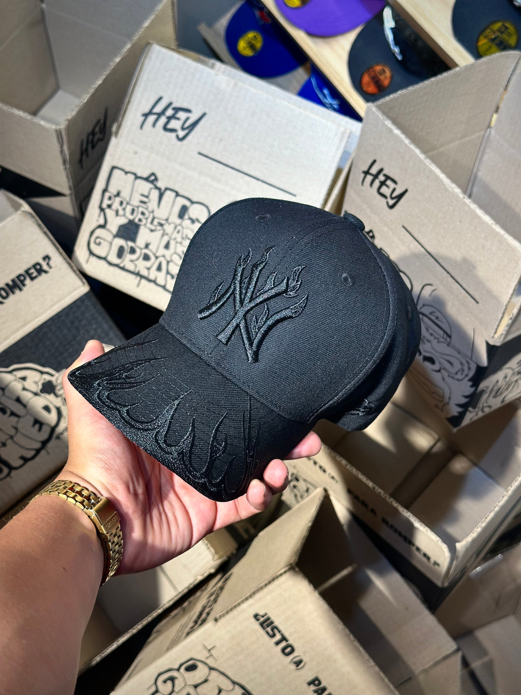 CAP NEW YORK YANKEES FLAME TOTAL BLACK