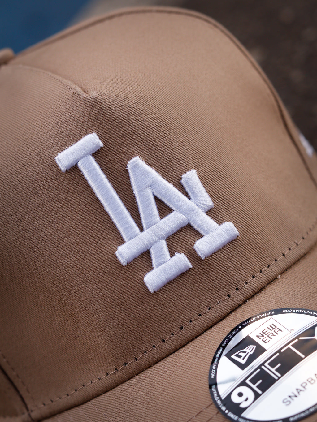 CAP LOS ANGELES DODGERS BEIGE AND WHITE