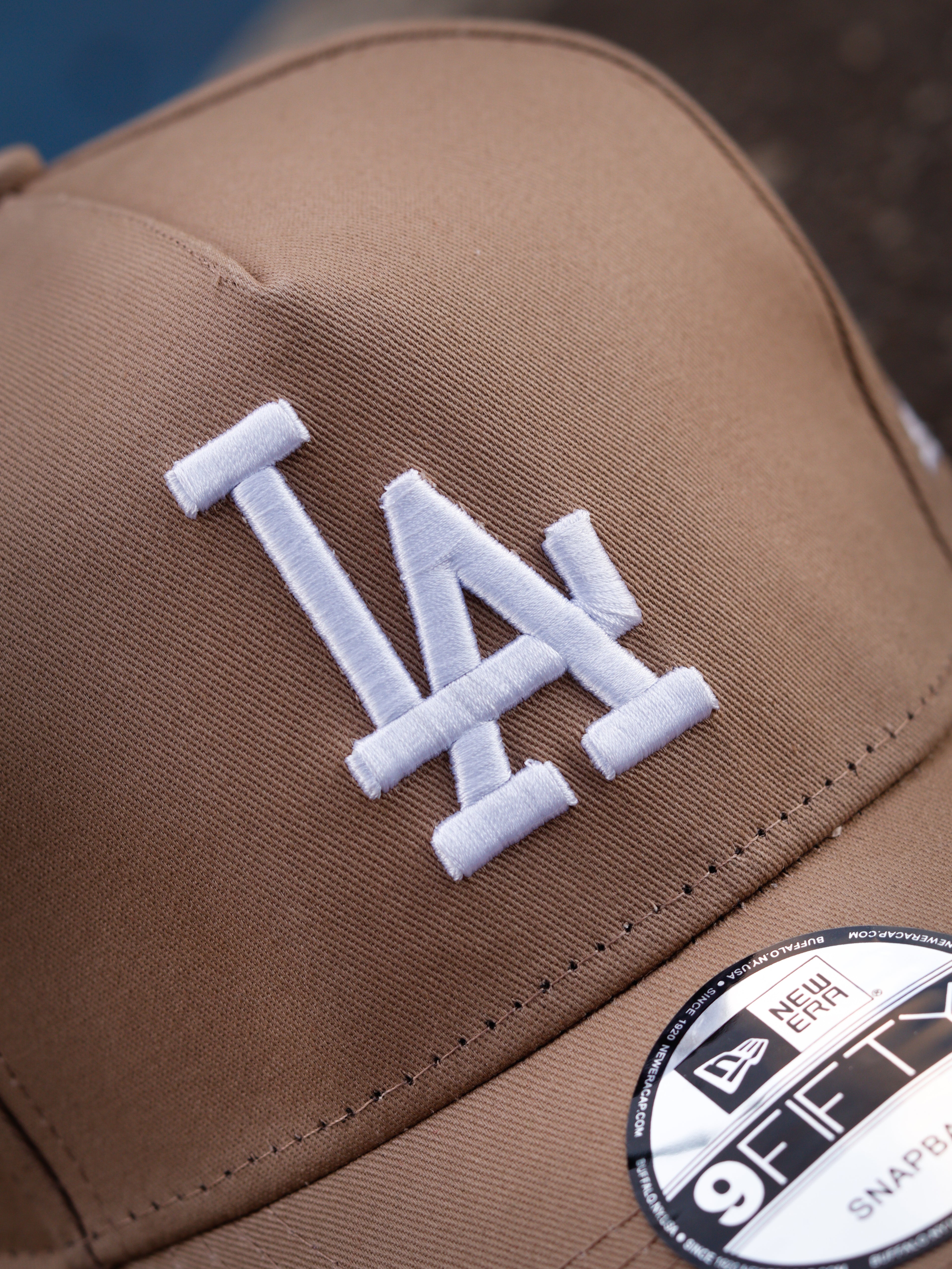 CAP LOS ANGELES DODGERS BEIGE AND WHITE