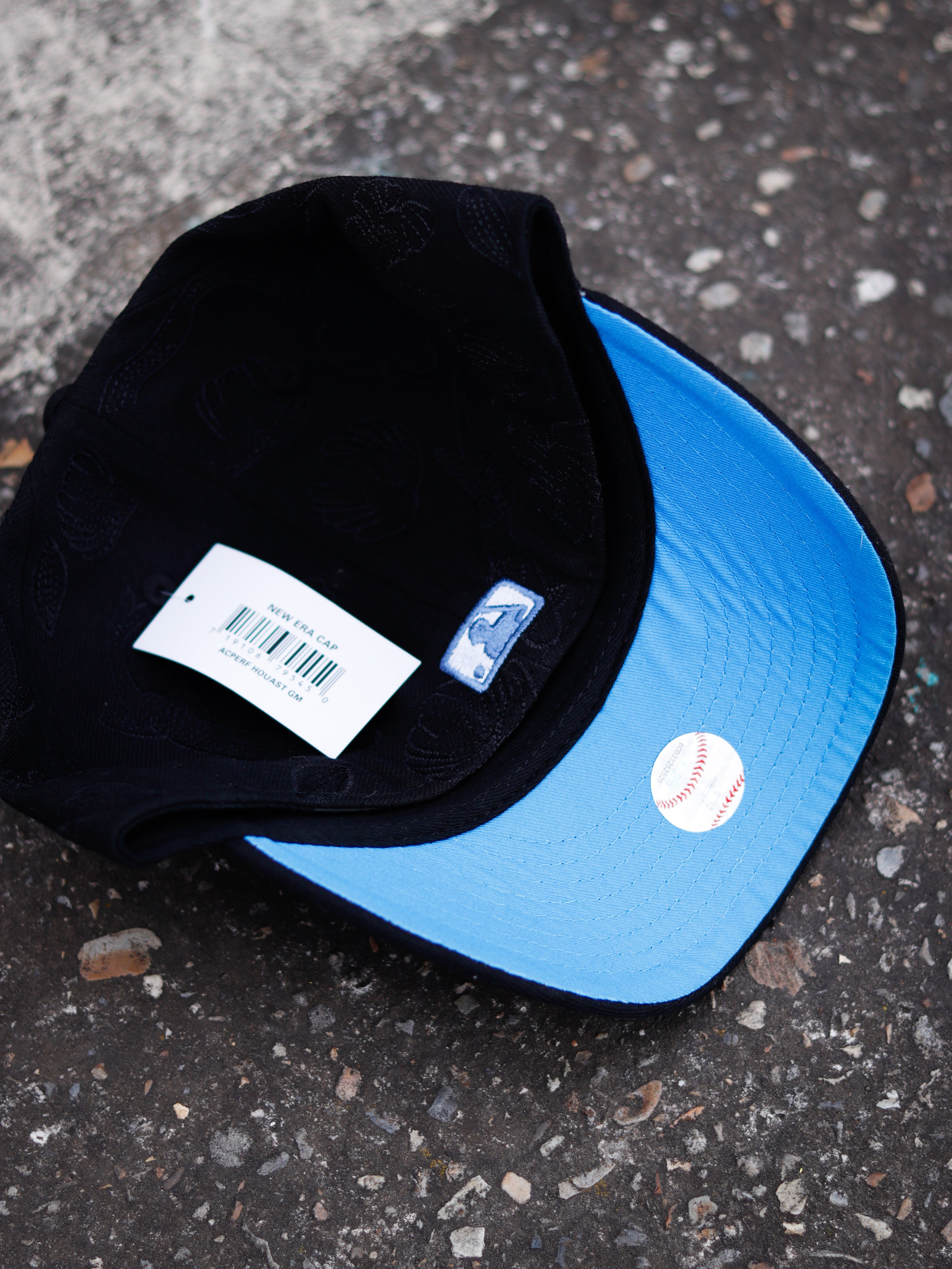 CAP NEW ERA ATLANTA BRAVES BLACK AND BLUE