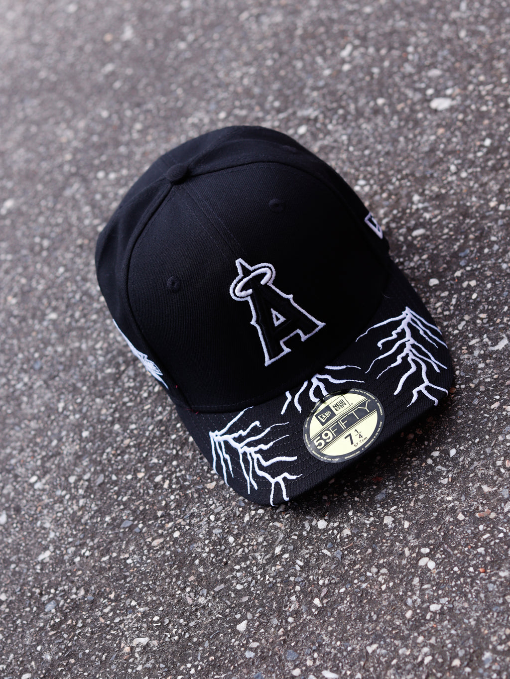 CAP NEW ERA ANGELS BLACK AND WHITE