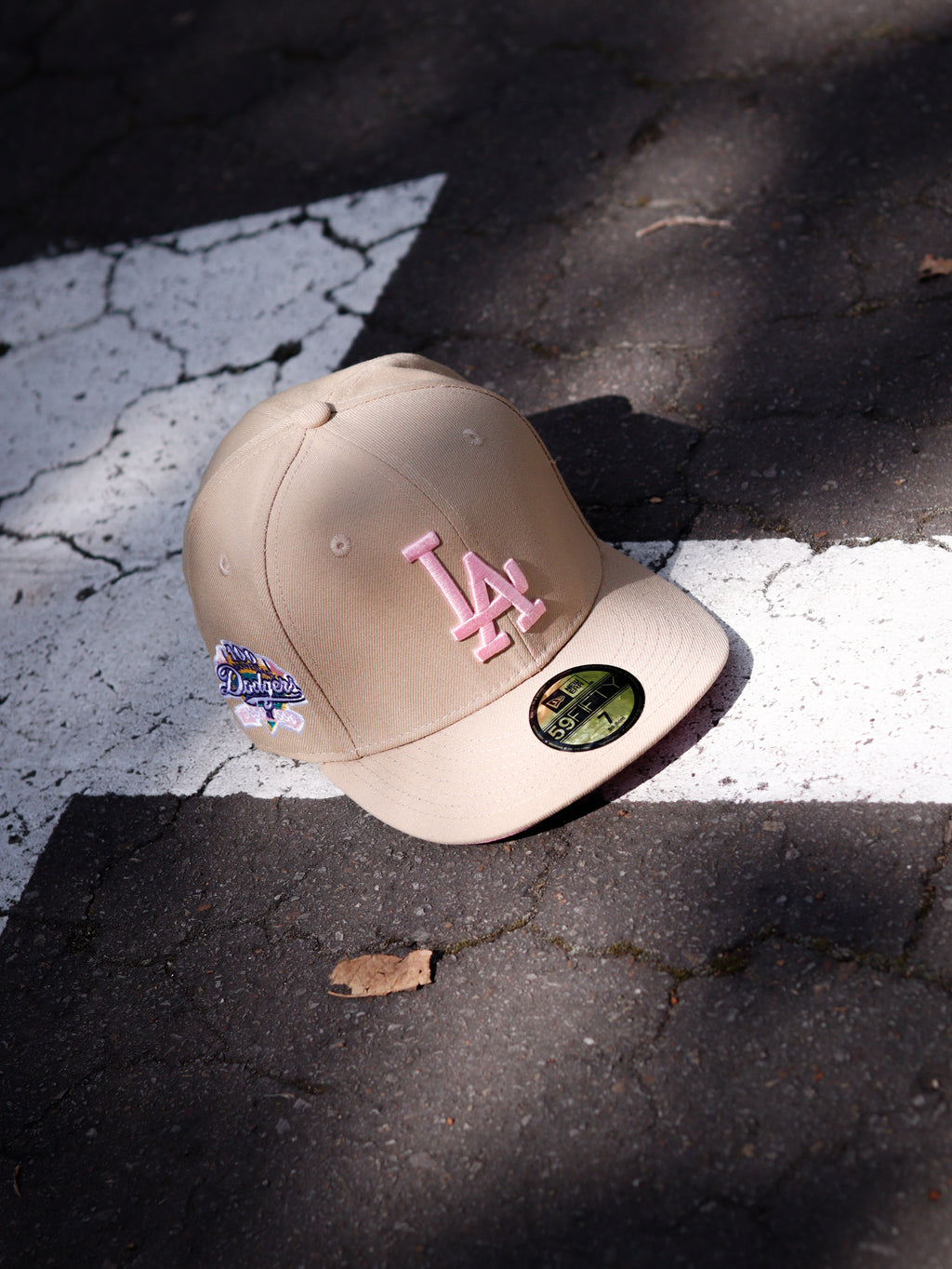 CAP NEW ERA DODGERS BEIGE CON ROSA