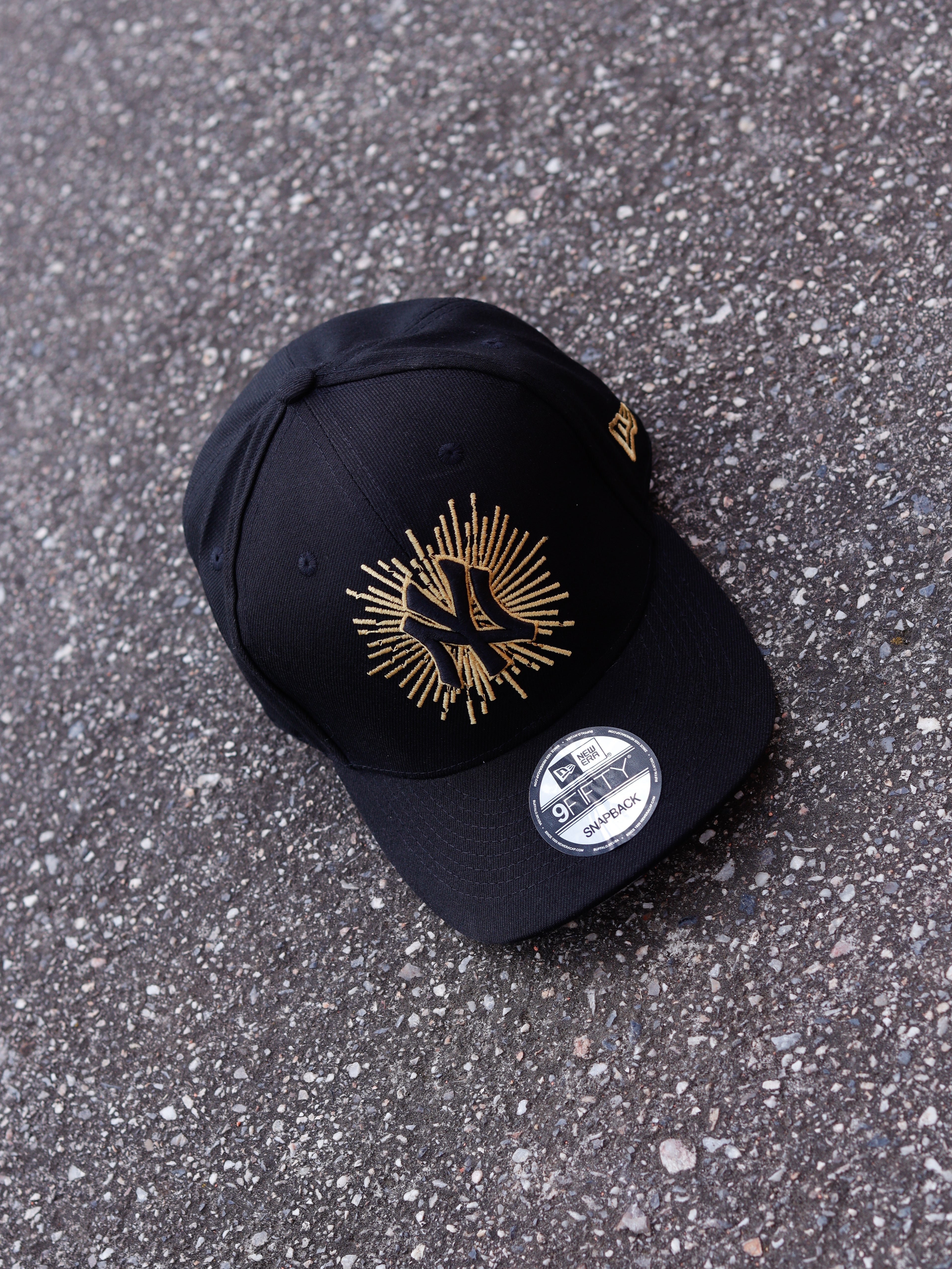 CAP NEW ERA NEW YORK YANKEES METALLIC LOGO