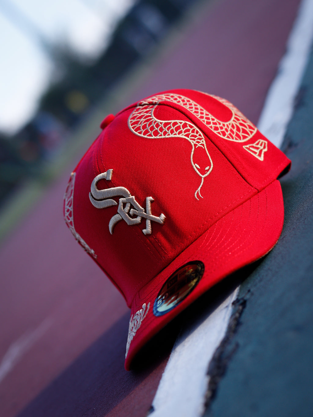 GORRA NEW ERA CAP CHICAGO WHITE SOX MLB YEAR OF THE SNAKE 59FIFTY CERRADA