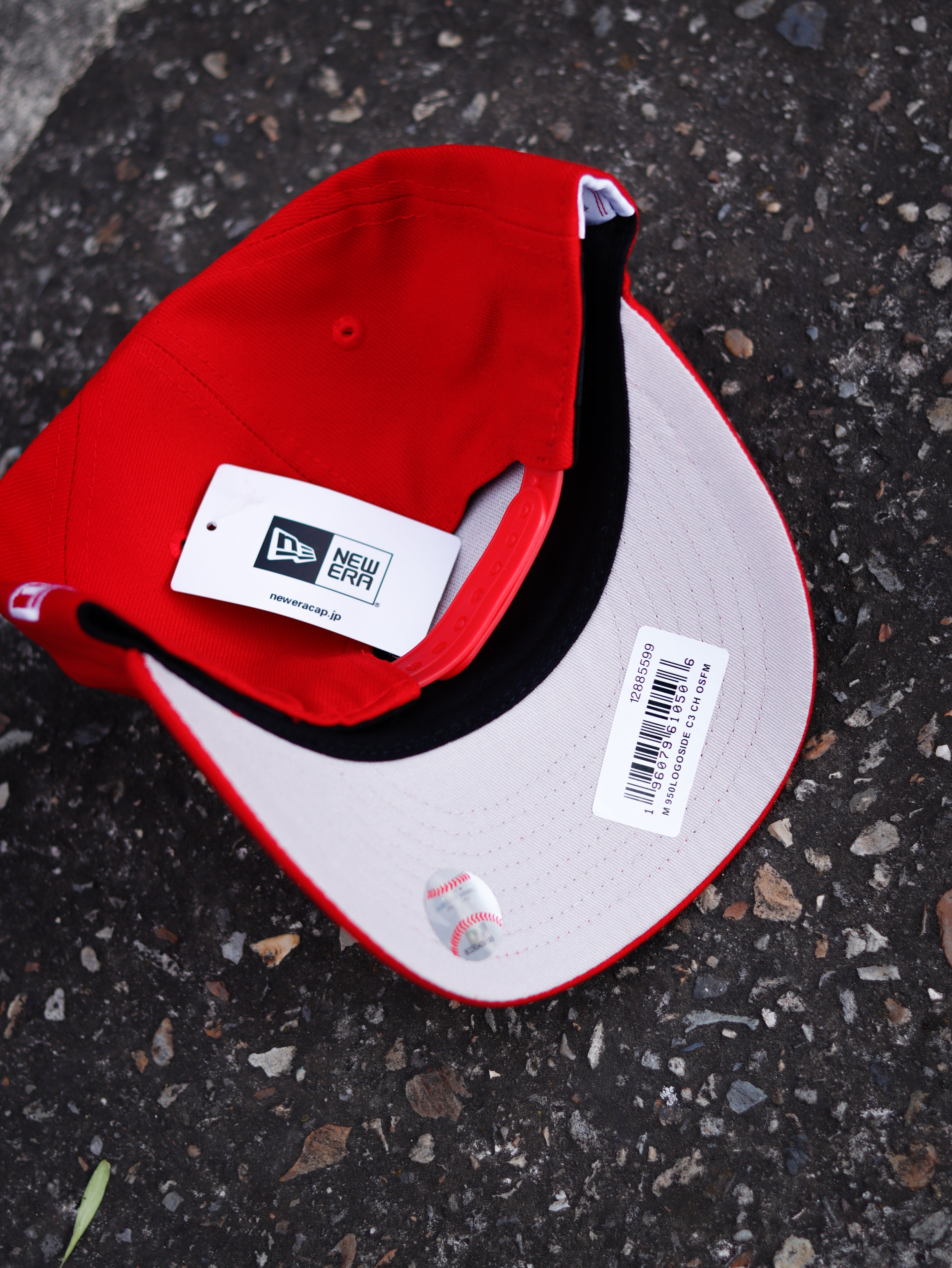 CAP RED X SUPREME “WHITE SOX” SNAPBACK