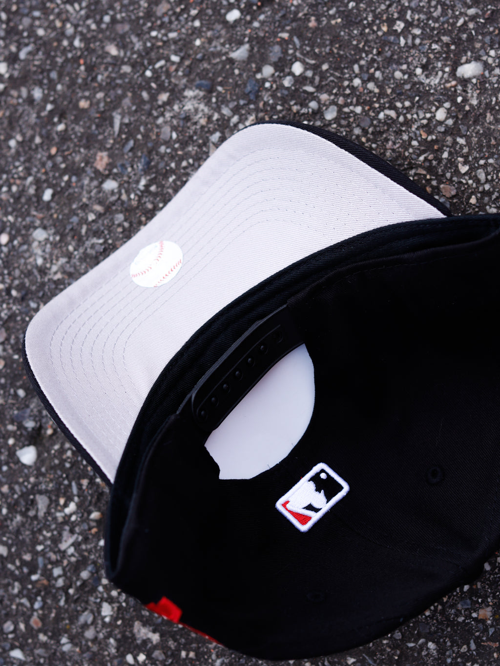 CAP LOS ANGELES DODGERS BLACK AND RED