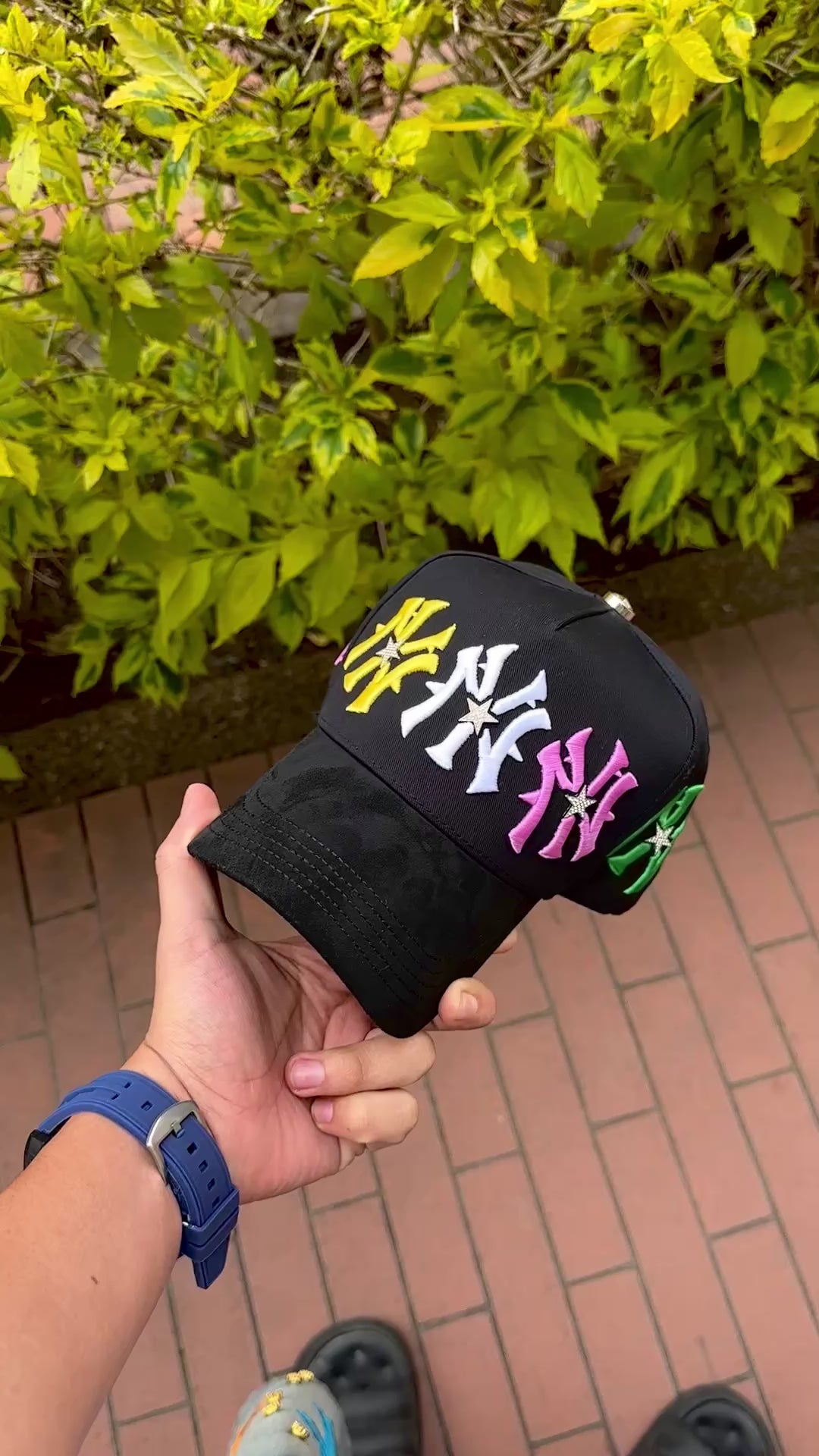 NY COLORS ALL AROUND